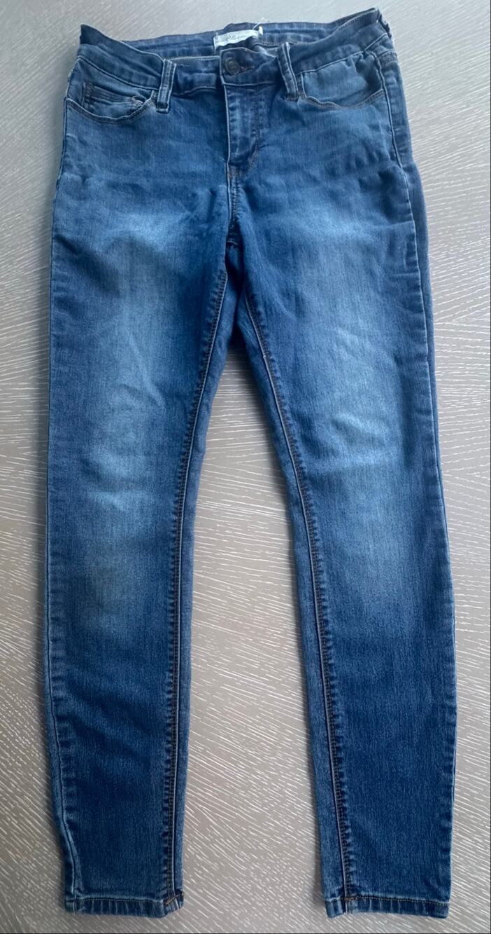 Cello Jeans Size 7 Skinny Jeans Medium Wash Mid Rise Faded Stretch